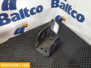 Кронштейн крепления торсиона левый